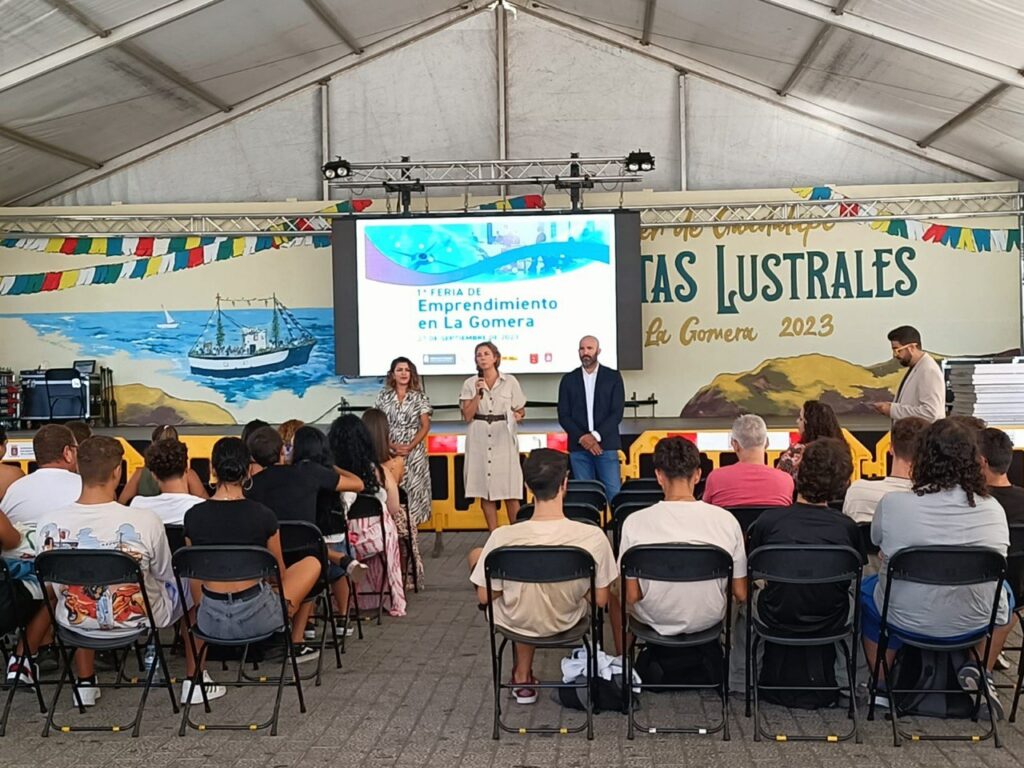 Inaugurada la I edición de la Feria de Emprendimiento de La Gomera