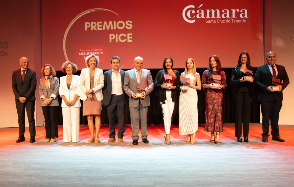 La Cámara de Comercio reconoce el talento juvenil con la celebración de la I GALA DE PREMIOS PICE